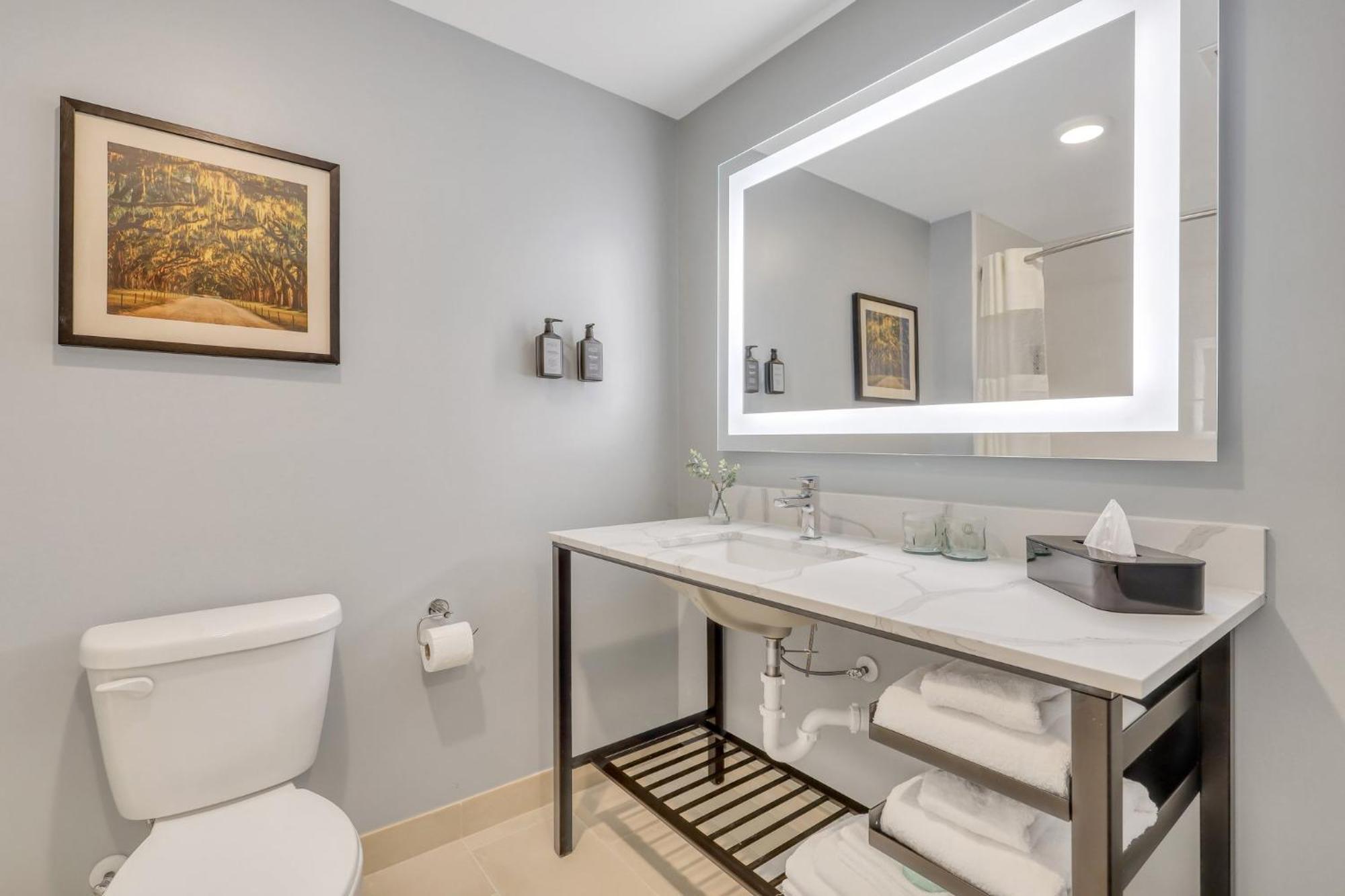 The Kingston Hotel Garden City Екстериор снимка
